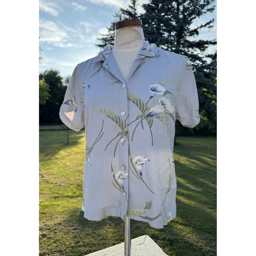 VTG Tommy Bahama 100% Silk Floral Lillies Short Sleeve Button Shirt Hawaiian Med